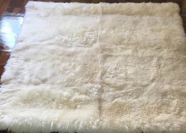Chine Vraie petit tapis de salon de Regtangular de taille adapté aux besoins du client de peau de mouton par couverture grand fournisseur
