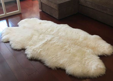 Chine Blanc en ivoire durable fait main 120 *180cm de grande couverture australienne de peau de mouton de quatre peaux fournisseur