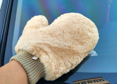 Chine Gant de polissage de lavage de voiture de laine d'agneau d'aperçu gratuit de gant de station de lavage de peau de mouton avec le pouce fournisseur