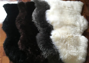 Chine Le vrai noir gris de couverture de prière de peau de mouton de l'Australie a teint la longue couverture de laine d'agneau fournisseur