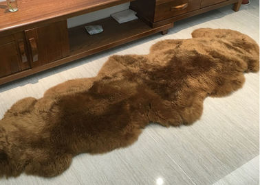Chine Vente directe Brown teint de vraie de peau de mouton de couverture de maison de conception vraie usine animale de fourrure fournisseur