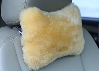 Chine Désossez le coussin de laine d'agneau de forme doucement confortable pour la décoration/appui-tête de voiture fournisseur