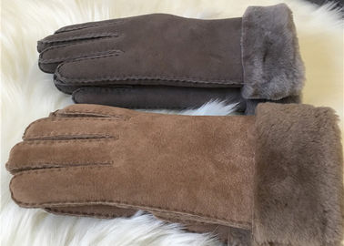 Chine Gants d'hiver de peau de mouton de femmes 100% vraies mitaines faites main de gants de doublure de laine fournisseur
