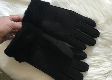 Chine Les gants en cuir de peau de mouton véritable d'hommes remettent les gants élégants cousus de Shearling fournisseur