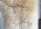 tissu mongol de fourrure de longue laine de 120*180cm vrai, couverture blanche de peau de mouton pour la crèche  fournisseur