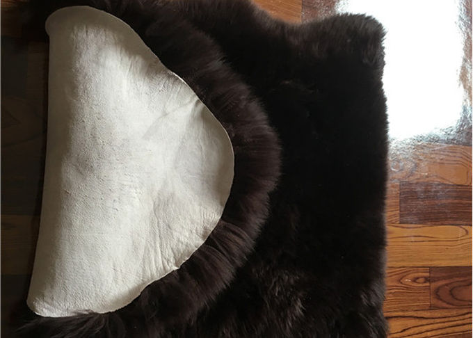 Le vrai noir gris de couverture de prière de peau de mouton de l'Australie a teint la longue couverture de laine d'agneau