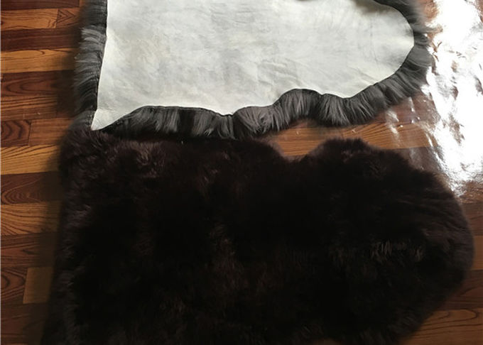 Couleur de Brown foncé de couverture de peau de mouton de longue laine de Merino vraie pour la conception à la maison de plancher