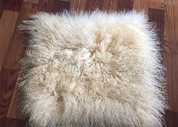 Vraie fourrure animale de peau de mouton de couverture de couleur bronzage à la maison surdimensionnée mongole d'accessoires