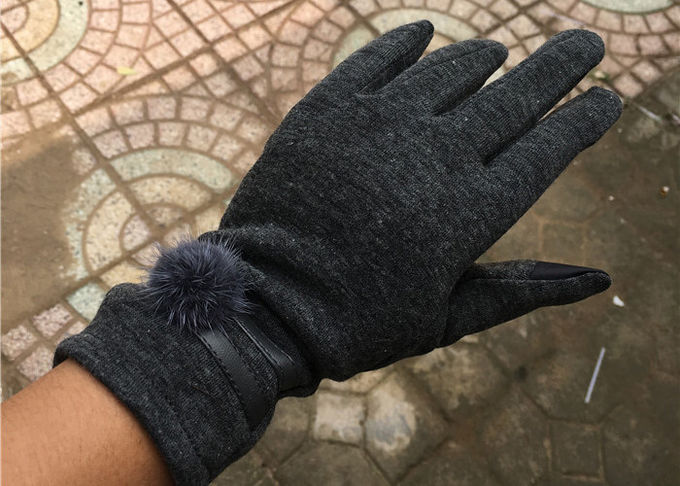 Les dames ont adapté les gants aux besoins du client micro de tissu de velours de la mode des femmes pour des écrans d'iphone