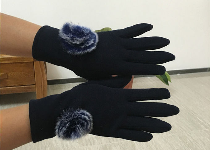 Gants gris-foncé d'écran tactile de dames, gants d'hiver avec des doigts d'écran tactile 