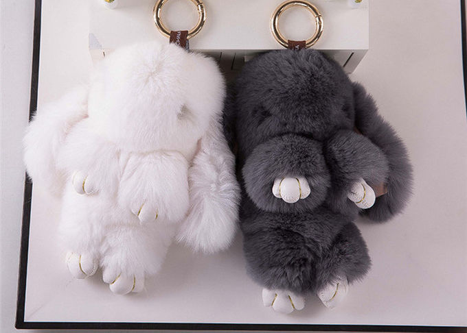 Portable pelucheux coloré de luxe de porte-clés de lapin pour le pendant de charme de sac à main