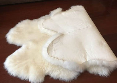 Chine Couvertures véritables de peau de mouton de chambre à coucher, vraie couverture 120x180cm de peau de mouton de 4 peaux fournisseur