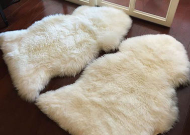 Chine Couverture blanche molle de plancher de fourrure de salon, housses de siège douces de voiture de peau de mouton de laine  fournisseur