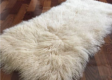 Chine Ignifugation mongole de couleur de beige de la couverture 60x120cm de peau de mouton de couverture de lit de fourrure fournisseur