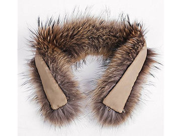 Chine Collier de couleur naturelle douce doucement pelucheuse de collier de fourrure de raton laveur grand long détachable pour la veste d'hiver fournisseur