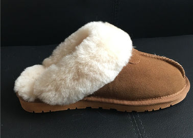 Chine Pantoufles fermées d'orteil de peau de mouton luxueuse de chaussures de pantoufles de la peau de mouton des femmes fournisseur