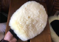 Vraie laine 100% durable de gant de station de lavage de peau de mouton pour le plastique/surface métallique de nettoyage