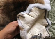 la fourrure teinte lisse de lapin de 30*40cm écorche confortable chaud pour le vêtement d'hiver