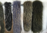 Collier authentique pelucheux de fourrure de raton laveur, équilibre naturel de capot de fourrure de raton laveur de couleur pour des femmes