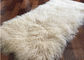 Ignifugation mongole de couleur de beige de la couverture 60x120cm de peau de mouton de couverture de lit de fourrure fournisseur