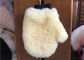 Côté simple de laine de peau de mouton de gant blanc naturel de station de lavage avec le dos de maille fournisseur