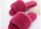 Les pantoufles pelucheuses des femmes de doublure de laine, semelle en caoutchouc de pantoufles brouillées chaudes roses fournisseur