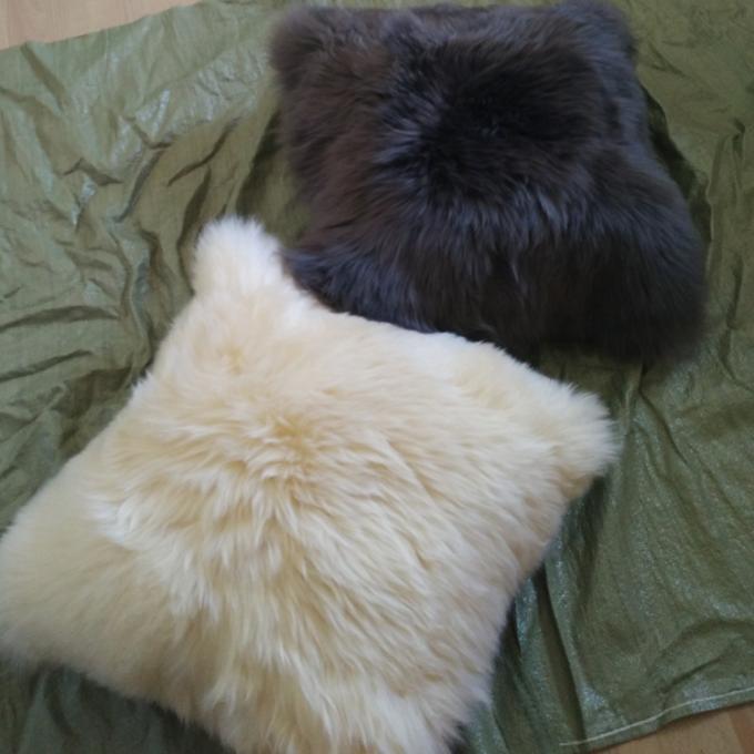 Coussins extérieurs de chaise de fourrure latérale simple, coussins d'allocation des places de plancher de peau de mouton de l'Australie 