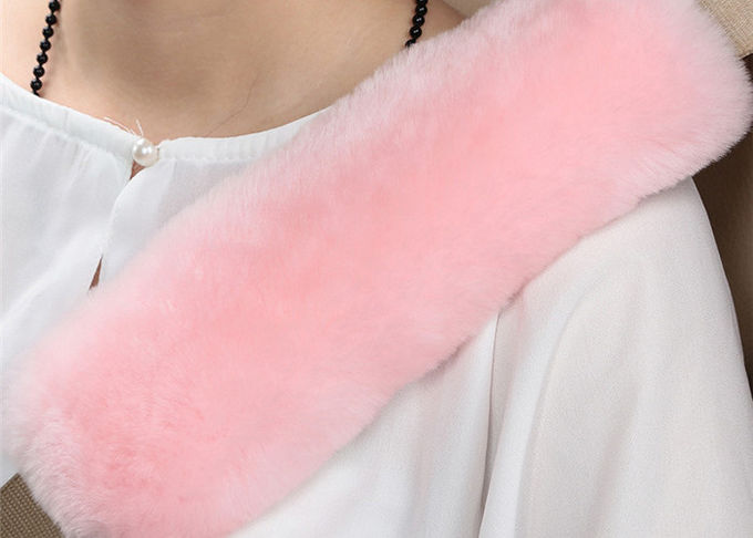 Teint 24 couleurs 100% conservations chaudes de couverture de ceinture de sécurité de peau de mouton avec la taille universelle