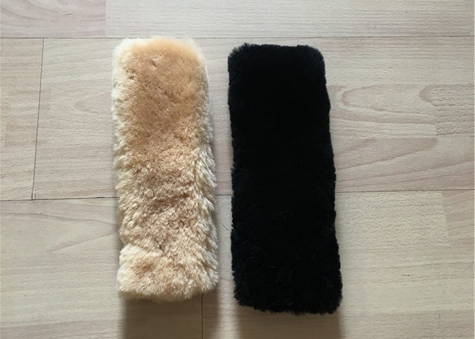 Sécurité confortable de vraie de peau de mouton Couverture australienne noire de ceinture de sécurité pour des adultes