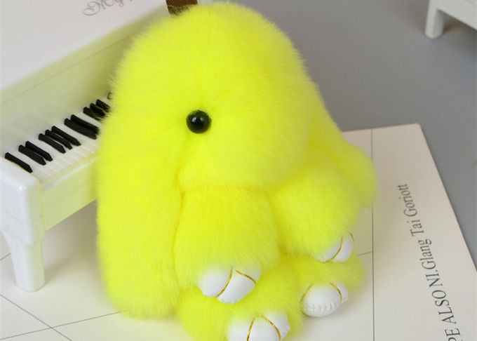 Fourrure accessoire Keychain de lapin de voiture mignon avec la forme adorable de sabot de lapin