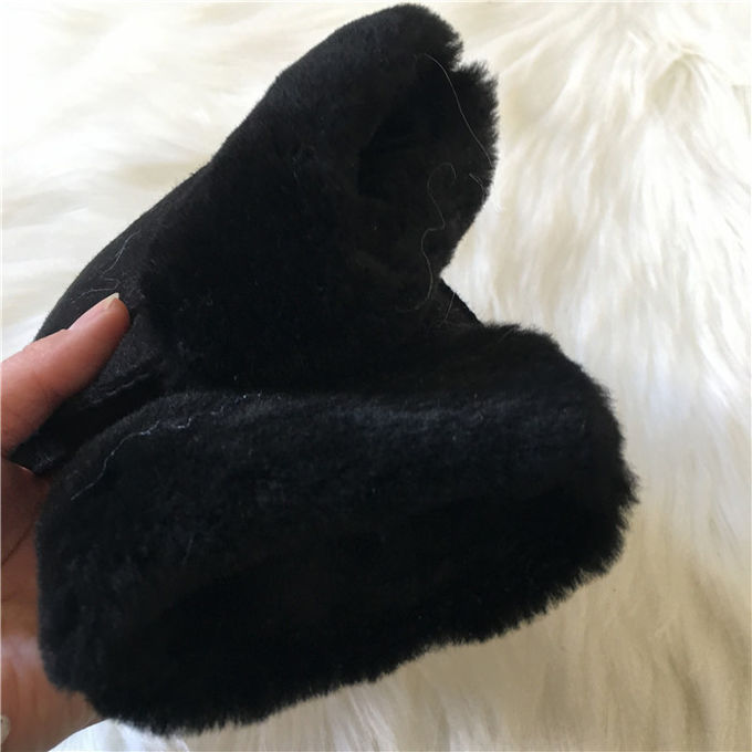 La double ouatine de peau de mouton de visage/les gants rayés par laine main-cousus sueded le gant de peau de mouton