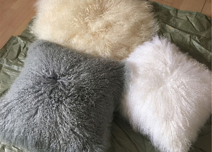 Le long oreiller 18" de laine x 18" fourrure à simple face d'agneau d'oreiller tibétain de fourrure a givré le noir